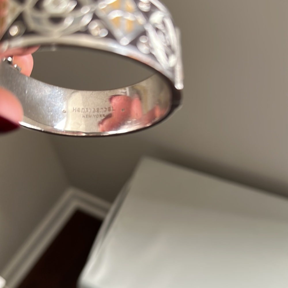 Henri Bendel Silver Bangle - image 7